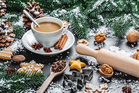 Cup Of Coffee And Piece Of Chocolate - Winter Hygge - Creative Commons Bilder
