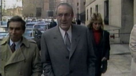 Video Mafia boss Paul Castellano killed in 1985 shooting - ABC News