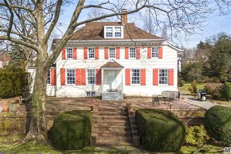 18th-century Dutch Colonial house is a portal to NYC’s past - Curbed NY