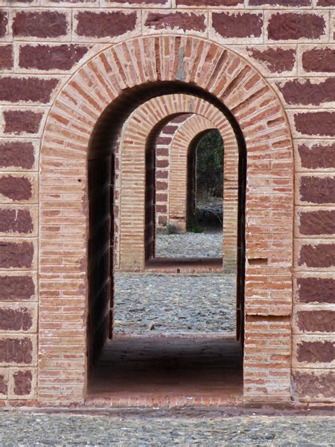 Free Images : window, alley, wall, tunnel, arch, fortification, brick, medieval architecture ...