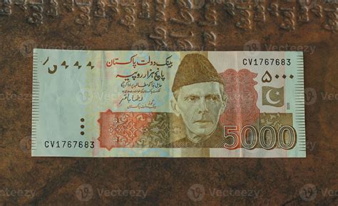 Money of Pakistan. Pakistani rupee bills. PKR banknotes. 500 1000 5000 ...