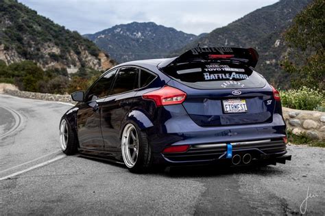 Ford Focus ST Wide Fender Flares | Ford focus, Ford focus st, Fender flares