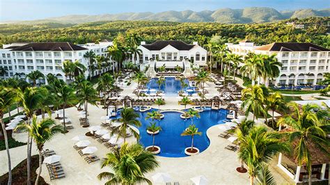 Hyatt Debuts New “Inclusive Collection” of Luxury All-Inclusive Brands ...