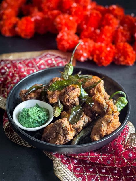 Chicken Pakora Recipe - The Devil Wears Salad