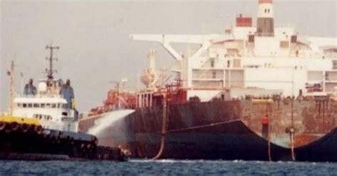 Abandoned tanker in Red Sea is ‘ticking bomb’ and could explode at any ...