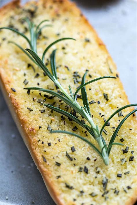 EASY GARLIC BREAD 3 WAYS | GARLIC MATTERS