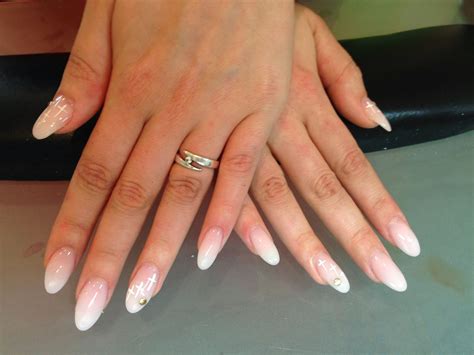 White ombre oval nails | Oval nails, White nails, Oval nails designs