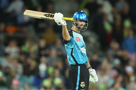 Strikers lock in BBL|13 finals with nine-wicket win | Adelaide Strikers