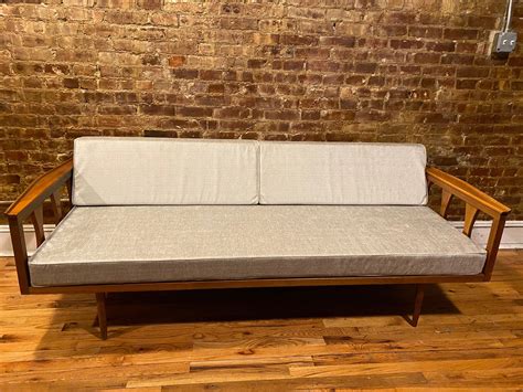 Mid century modern minimalist danish daybed sofa couch bed wood frame ...