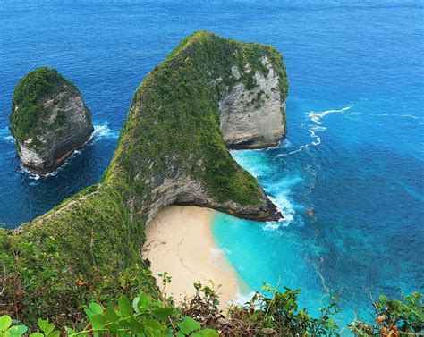 Nusa Penida Guide: What You Need to Know Before You Go - Girl Eat World