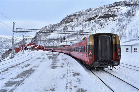 Bergensbanen, the Oslo to Bergen line in Norway 🇳🇴 : r/trains