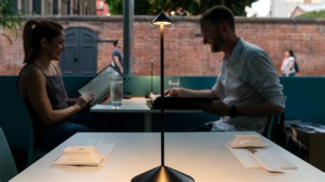 Have You Seen This Table Lamp? If You Eat Out in New York, You Will - The New York Times