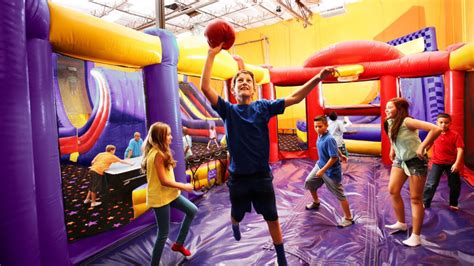 Kids Birthday Party Place | Indoor Bounce House | BounceU