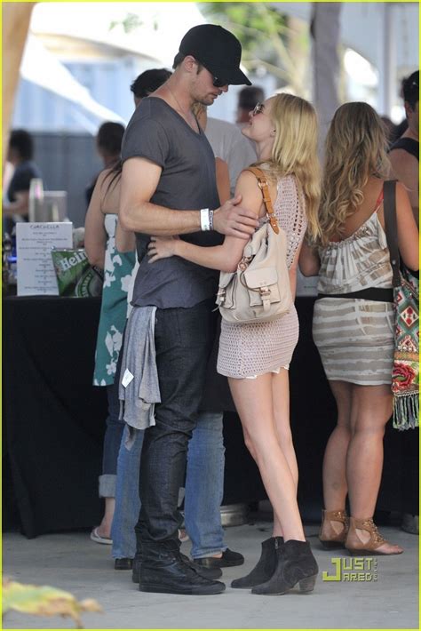 Kate Bosworth & Alexander Skarsgard: Coachella Couple - Alexander Skarsgård Photo (11560463 ...