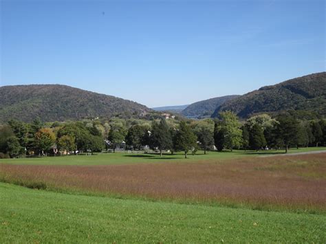 11 Best Scenic + Historical Harpers Ferry Hiking Trails (2023)