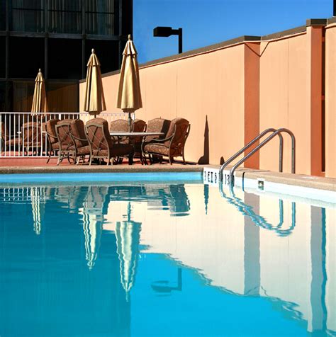 Hotel Amenities | Pensacola Grand Hotel