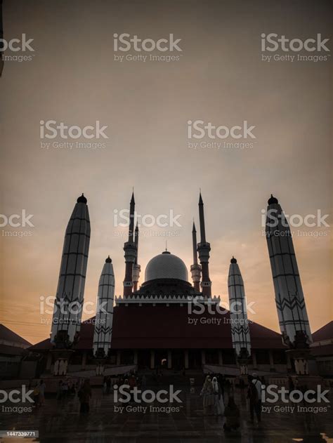 Grand Mosque Stock Photo - Download Image Now - Architectural Dome ...