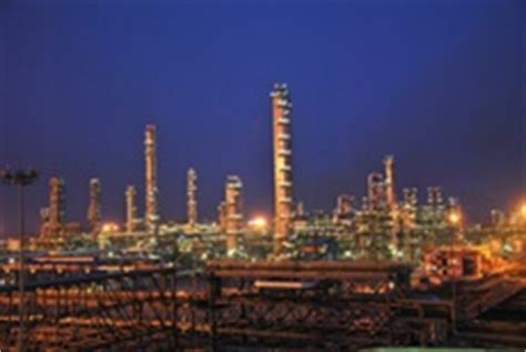 Indian Oil starts up 300,000 bpd Paradip refinery - domain-b.com