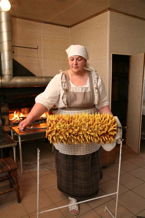 Shakotis Polish Sękacz (also known as Bankuchenas in western Lithuania) or Lithuanian šakotis is ...