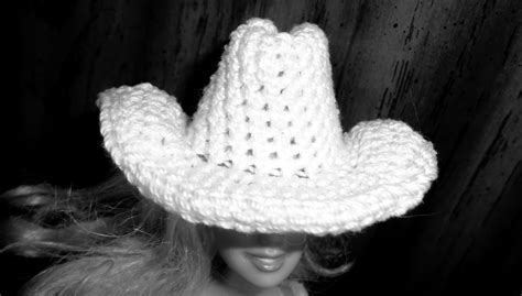 Niftynnifer's Crochet & Crafts: The Cowboy Cowgirl Free Barbie Hat Crochet Pattern