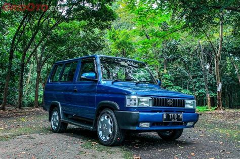 Modifikasi Toyota Kijang Super Tampil Klimis Modal Pelek Mercy dan Repaint - GridOto.com