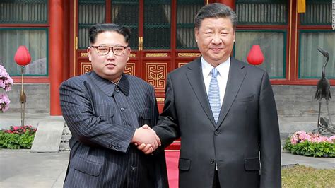 Kim Jong Un calls for 'new history' at Korean peace summit - CNN