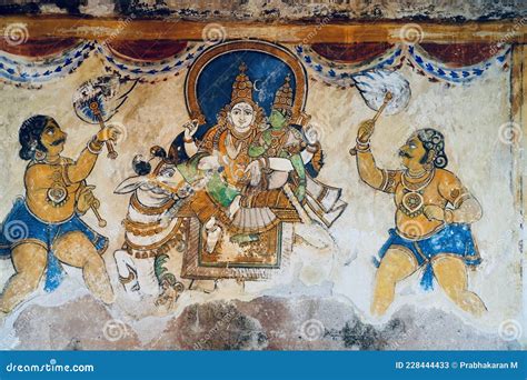 Fresco/mural Paintings in Ancient Brihadeeswarar Temple in Thanjavur ...