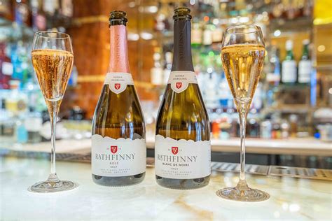 The very best British sparkling wine to buy this year | Tatler