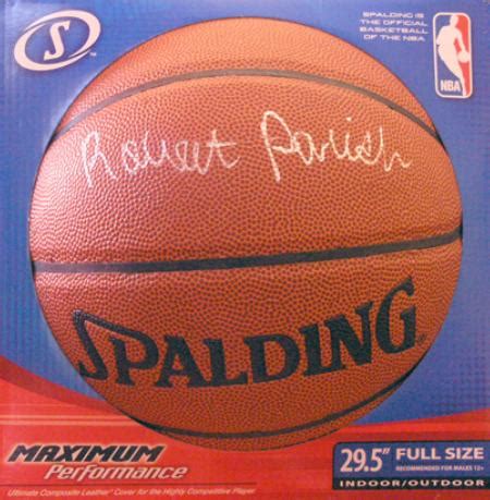 Robert Parish autographed Basketball