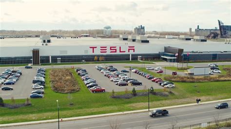 Tesla Energy steps forward with Solar Roof production ramp at Gigafactory 2