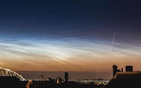 How to Photograph Noctilucent Clouds - Rayann Elzein Photography