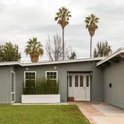 Reseda, Los Angeles CA - Neighborhood Guide | Trulia