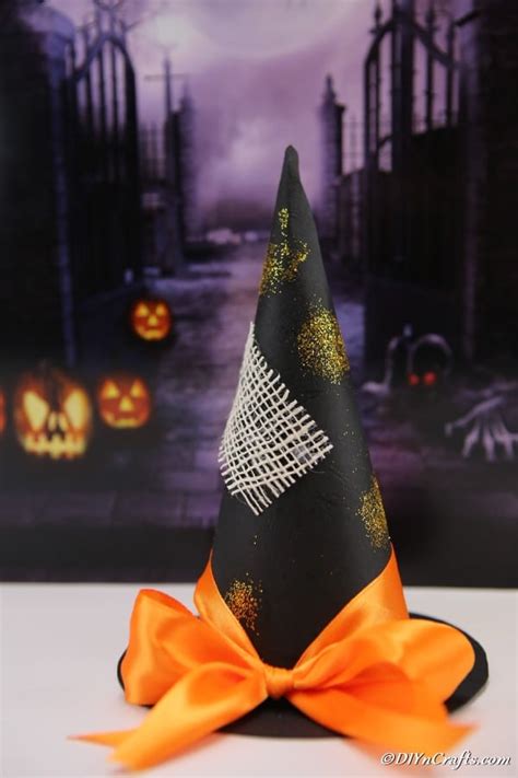 Spooky Fun Gorgeous DIY Witch Hat Halloween Decoration - DIY & Crafts