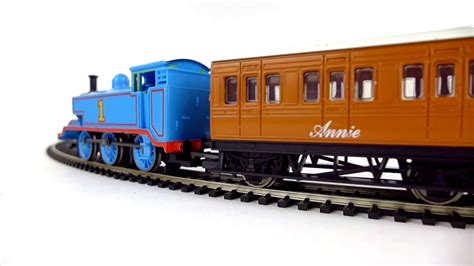 Hornby Thomas the Tank Engine Train Set R9283 - YouTube