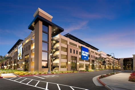 California Baptist University East Parking Structure - IPD : IPD