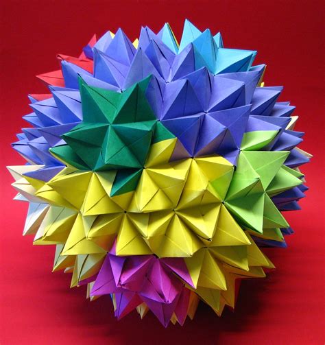 Truncated Icosahedron/ Modular Origami | Designer : Tomoko F… | Flickr