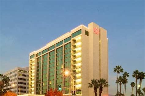 Hilton Pasadena - Pasadena CA | AAA.com