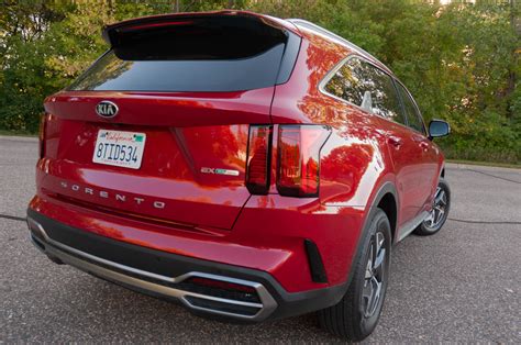 Review update: 2021 Kia Sorento Hybrid EX delivers value and nearly 40 mpg