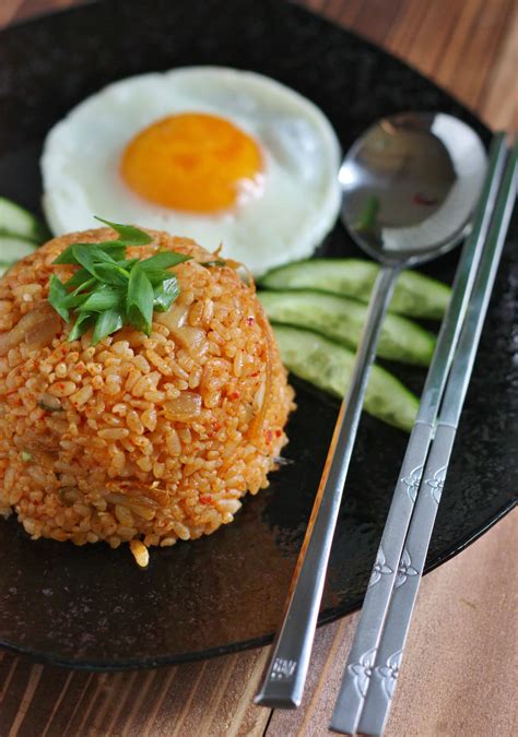 Korean food photo: Kimchi fried rice - Maangchi.com