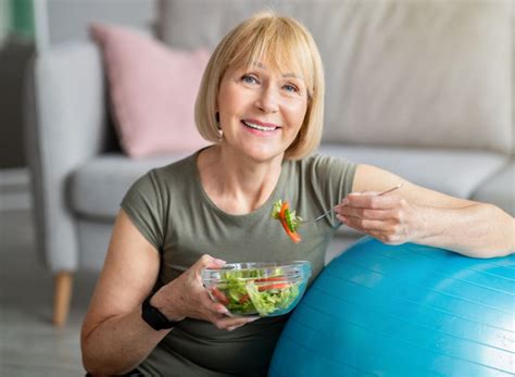 5 Healthy Aging Tips for a Long Life From a Longevity Expert