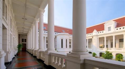 Visit Museum Bank Indonesia in Old Jakarta | Expedia