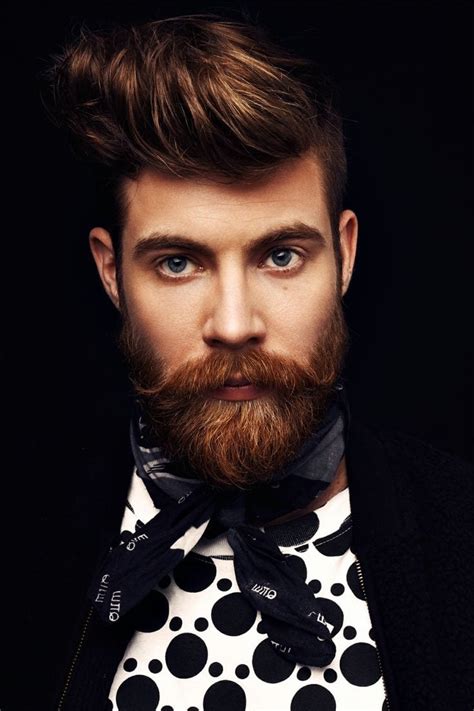 6 Reasons Why You Should Opt For Ducktail Beard Look