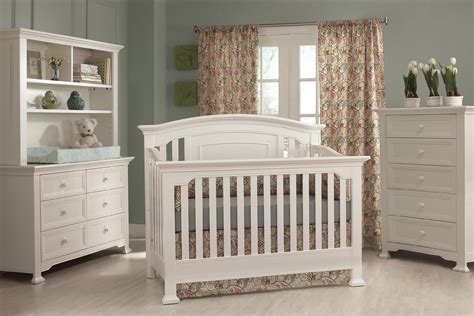 Medford Crib from Munire Baby Furniture - Project Nursery