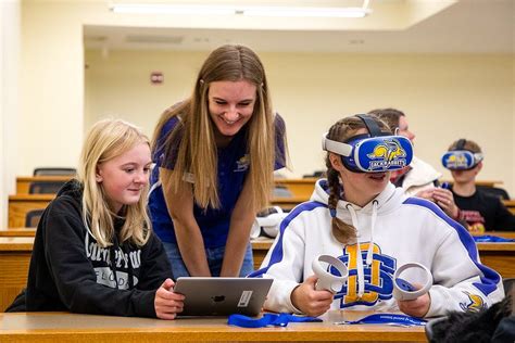 Sioux Falls Middle School Visits | South Dakota State University