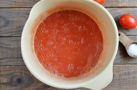 Tomato Purée Recipe - Cook.me Recipes