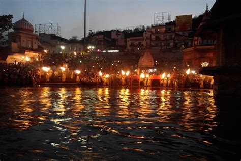 cropped-Ganga_aarti_of_haridwar.jpg | Amaze My Trip