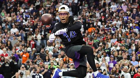 Lions' Amon-Ra St. Brown Wins Pro Bowl Catch Competition