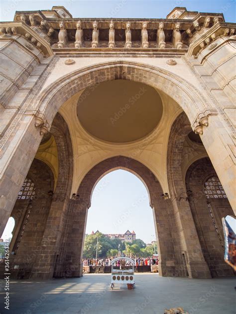 The legendary architecture of the Gateway of India in Mumbai. Stock ...