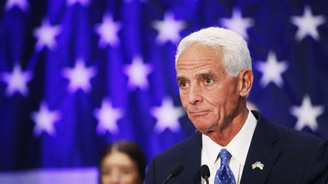 Charlie Crist resigns from Congress ahead of Florida's governor election