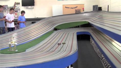 Longmont Slot Car Race Track - YouTube